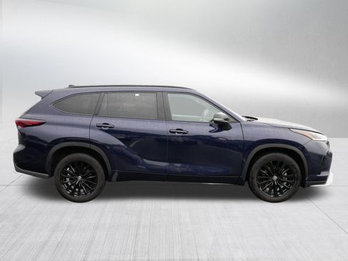 Certified 2025 Toyota Highlander XSE AWD/4WD image 8