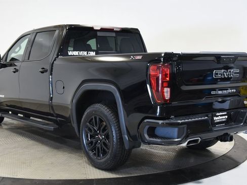 Used 2024 GMC Sierra 1500 Elevation w/ Elevation Premium Package AWD/4WD image 12