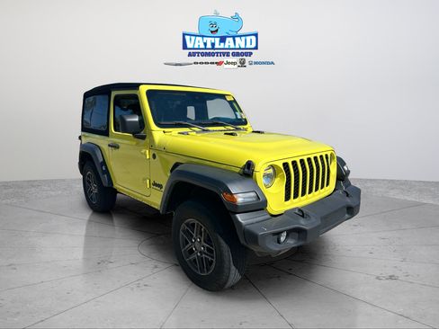Certified 2024 Jeep Wrangler Sport AWD/4WD image 22