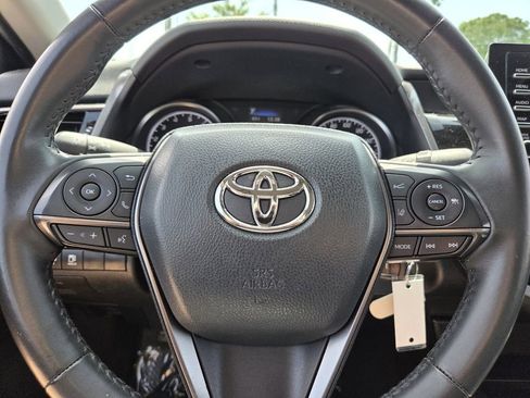 Used 2024 Toyota Camry SE image 20