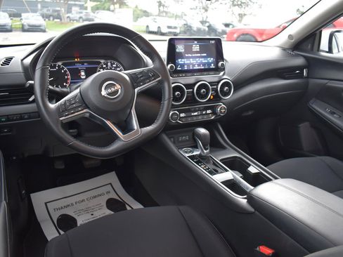 Certified 2025 Nissan Sentra SV w/ All-Weather Package FWD image 27