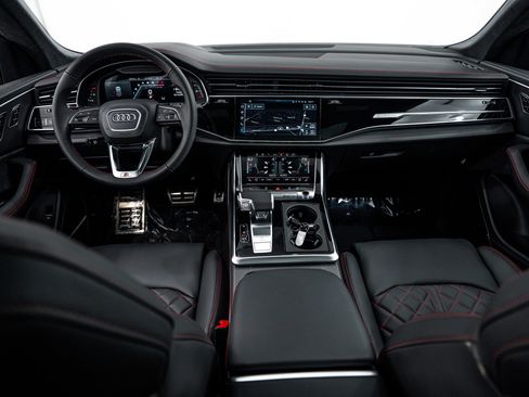 New 2026 Audi SQ8 Prestige image 8