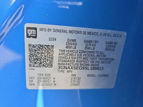 Used 2025 Chevrolet Equinox ACTIV w/ Safety and Technology Package AWD/4WD image 34