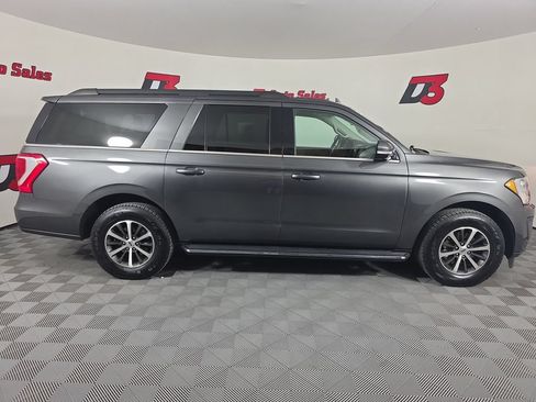 Used 2019 Ford Expedition Max XLT w/ Equipment Group 202A AWD/4WD image 8