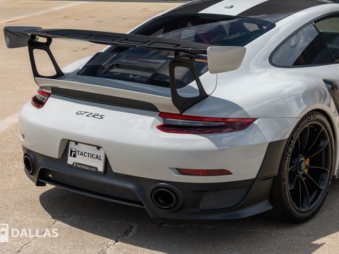 Used 2018 Porsche 911 GT2 RS RWD image 16