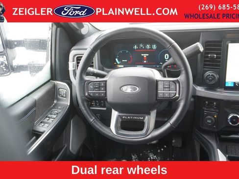 Used 2025 Ford F450 Platinum image 15