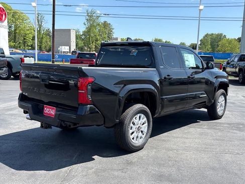 New 2026 Toyota Tacoma SR5 AWD/4WD image 3