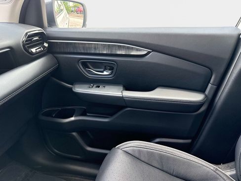 Certified 2023 Honda Pilot Elite image 23
