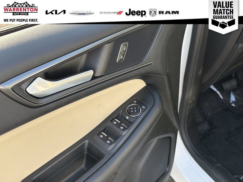 Used 2023 Ford Edge SE w/ Cargo Accessory Package AWD/4WD image 17