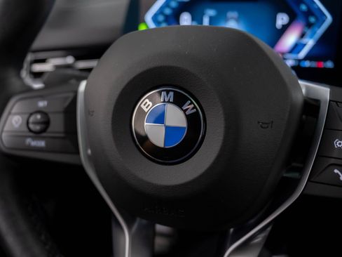 Certified 2025 BMW X2 xDrive28i w/ Premium Package image 23