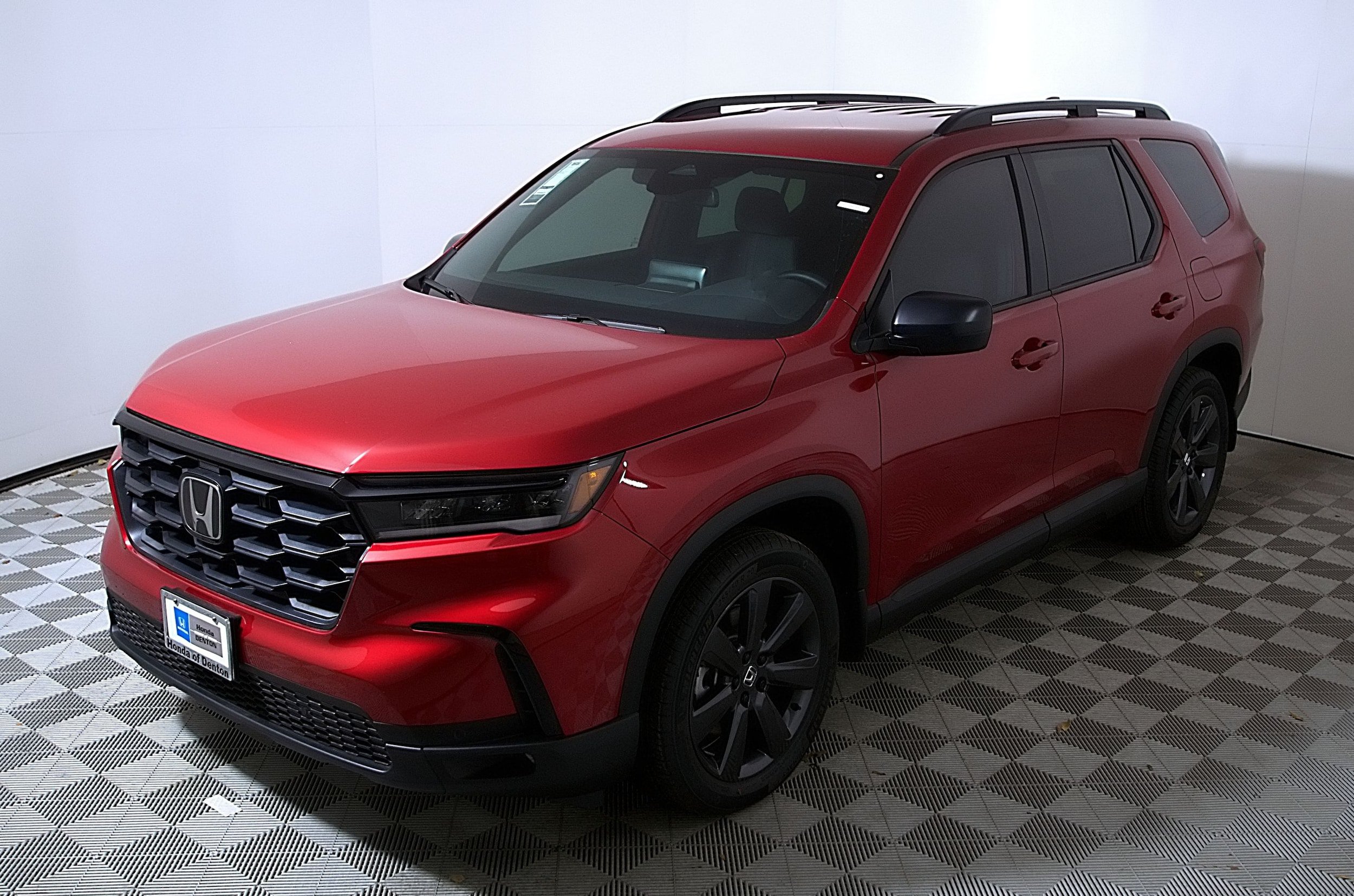 New 2026 Honda Pilot Sport image 3