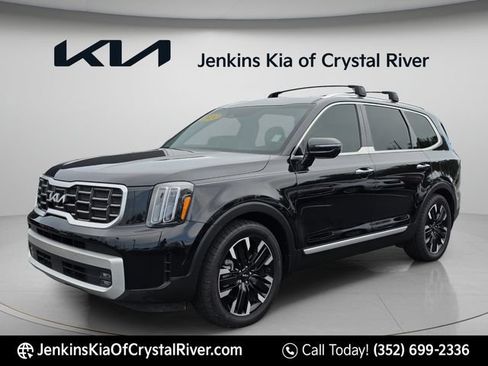 Used 2024 Kia Telluride SX Prestige w/ Towing Package AWD/4WD image 16