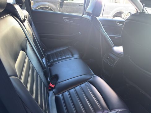 Used 2024 Ford Edge SEL image 14