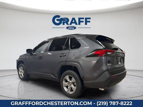 Used 2025 Toyota RAV4 XLE AWD/4WD image 10
