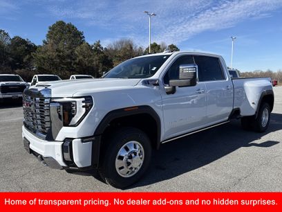 New 2026 GMC Sierra 3500 Denali w/ Denali Reserve Package