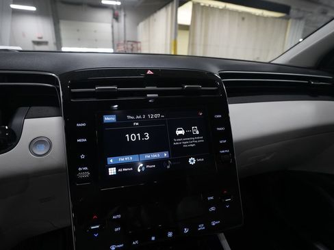 Used 2023 Hyundai Tucson SEL w/ Convenience Package FWD image 6