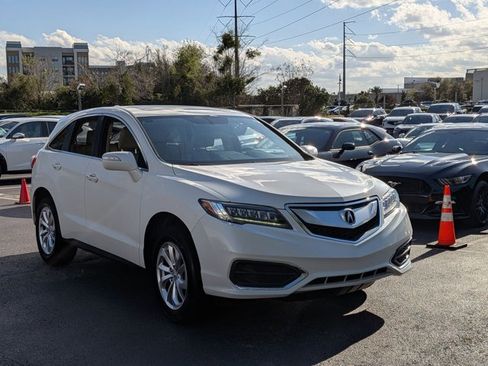 Used 2018 Acura RDX FWD w/ Technology Package image 3
