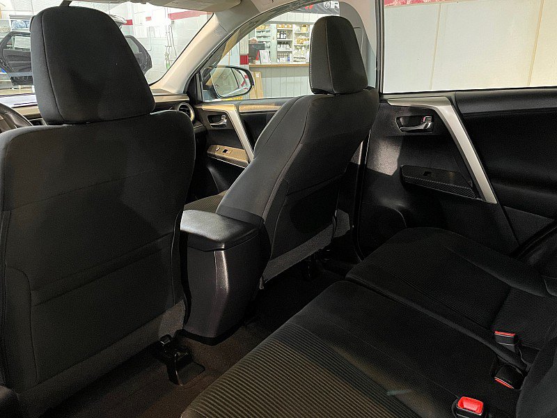Used 2015 Toyota RAV4 XLE AWD/4WD image 20