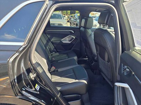 New 2025 Audi Q3 2.0T Premium image 13