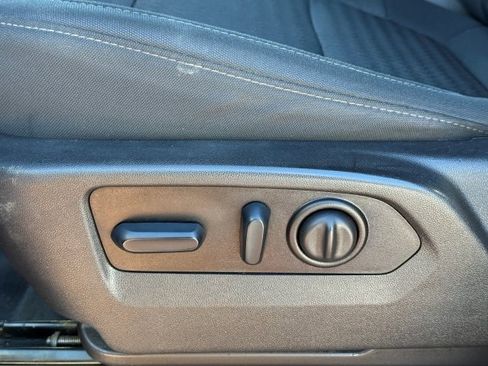 Used 2023 Chevrolet Silverado 2500 LT w/ Convenience Package image 15