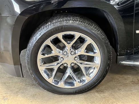 Used 2020 GMC Yukon Denali image 8