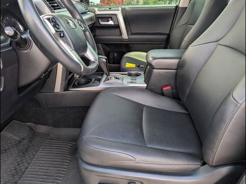 Used 2022 Toyota 4Runner TRD Sport RWD image 11