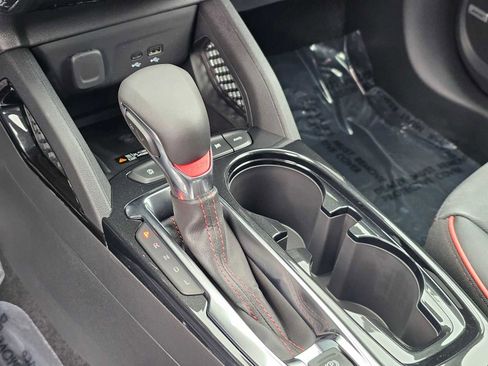 New 2025 Chevrolet TrailBlazer RS w/ Convenience Package image 32