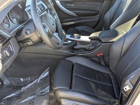 Used 2017 BMW 330i xDrive Sedan image 17