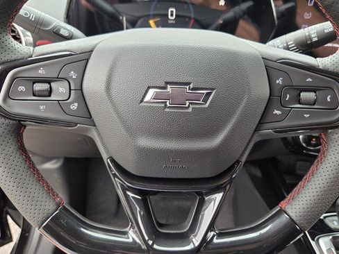New 2026 Chevrolet Trax RS w/ Sunroof Package FWD image 24