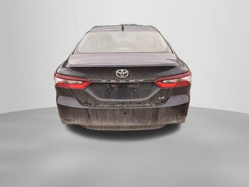 Used 2021 Toyota Camry LE image 7