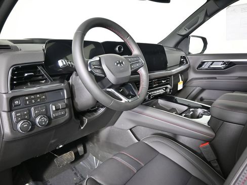 New 2026 Chevrolet Suburban RST w/ Comfort Package AWD/4WD image 24