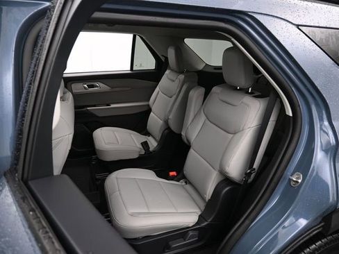 New 2026 Ford Explorer Active w/ Active Comfort Package image 26