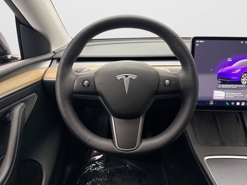 Used 2023 Tesla Model Y Long Range AWD/4WD image 12