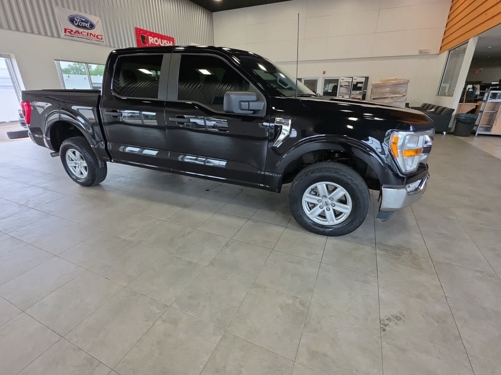 Used 2022 Ford F150 XLT w/ Trailer Tow Package AWD/4WD image 7