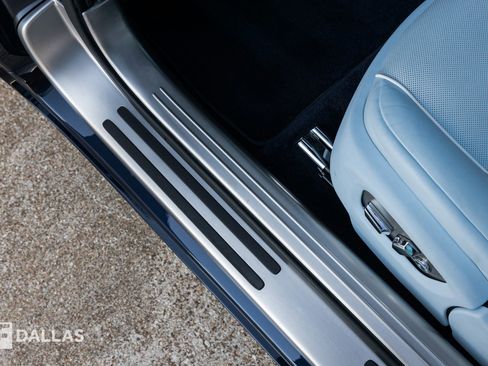 Used 2020 Rolls-Royce Wraith image 23