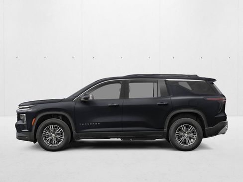 New 2026 Chevrolet Traverse LT w/ Sun and Wheel Package FWD image 3