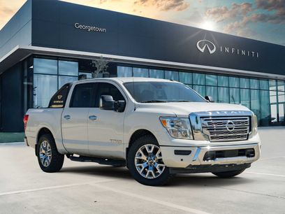 Used 2021 Nissan Titan SV w/ SV Convenience Package