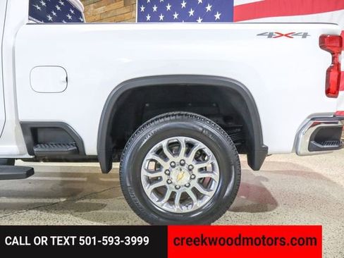 Used 2024 Chevrolet Silverado 2500 LTZ w/ LTZ Convenience Package image 35