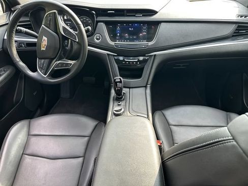 Used 2024 Cadillac XT5 Premium Luxury w/ LPO, Floor Liner Package AWD/4WD image 20