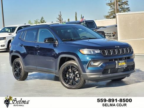 New 2026 Jeep Compass Latitude AWD/4WD image 1
