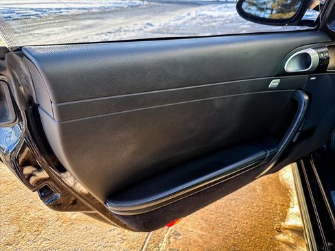 Used 2005 Porsche 911 Carrera image 17