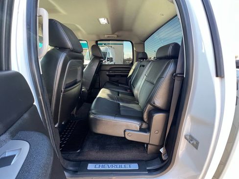 Used 2014 Chevrolet Silverado 2500 LT w/ Z71 Appearance Package image 17