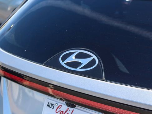 Certified 2023 Hyundai Tucson SEL w/ Convenience Package image 11