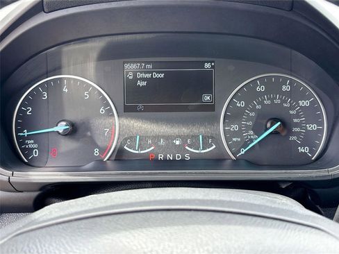 Used 2018 Ford EcoSport Titanium FWD image 12