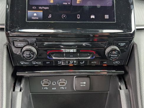 New 2025 Jeep Grand Cherokee Laredo X image 22