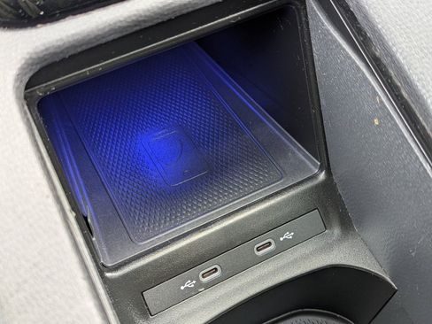 Certified 2022 Volkswagen ID.4 Pro S w/ Gradient Package image 22