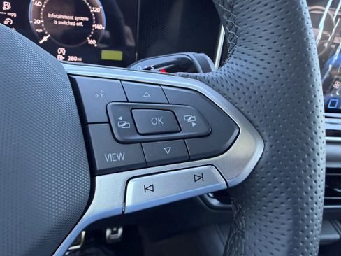 New 2026 Volkswagen Tiguan SE R-Line image 27