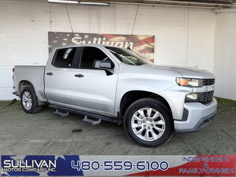 Used 2020 Chevrolet Silverado 1500 Custom w/ Custom Value Package image 1