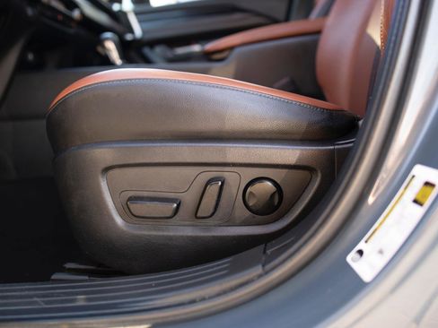 Used 2023 MAZDA CX-50 Meridian Edition w/ Apex Package image 13