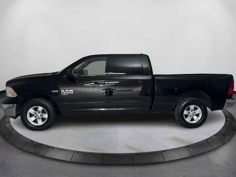 Used 2019 RAM 1500 Classic SLT image 8
